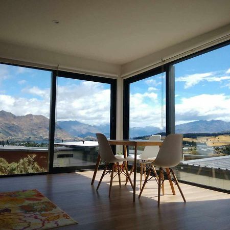 Ridge View Apartment Wanaka Exterior photo